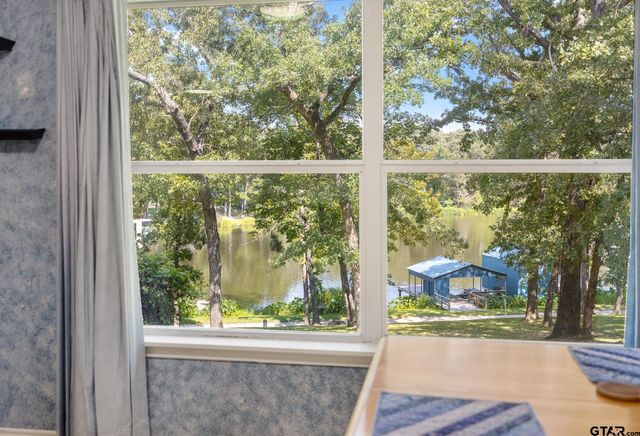 20650 W Grove Club Lake Rd, Whitehouse, TX 75791