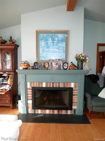 12704 Beresford Drive, Sterling Heights, MI 48313