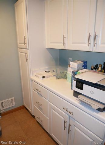 12704 Beresford Drive, Sterling Heights, MI 48313