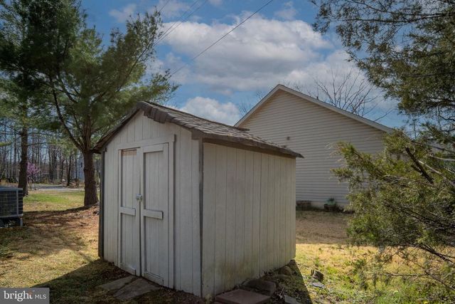 200 LIBERTY BLVD, Locust Grove, VA 22508
