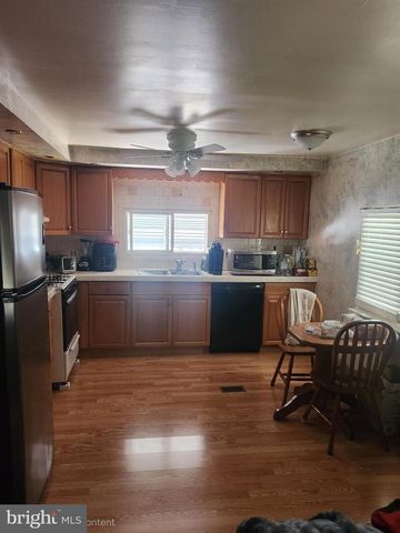 225 MARYLAND AVE, Williamstown, NJ 08094