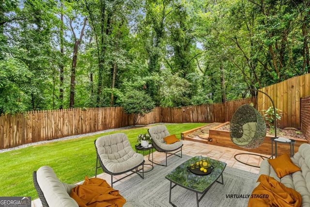 345 W Berwicke Common NE, Atlanta, GA 30342