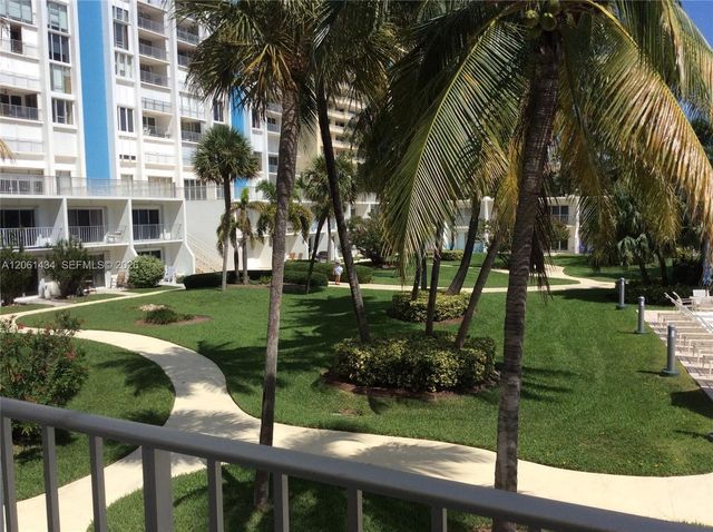 881 Ocean Drive TH3, Key Biscayne, FL 33149