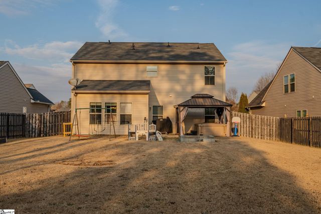 9 Chapel Hill Lane, Simpsonville, SC 29630