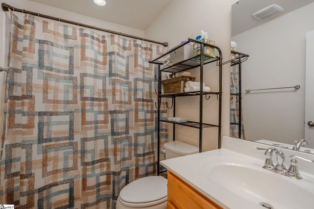 9 Chapel Hill Lane, Simpsonville, SC 29630