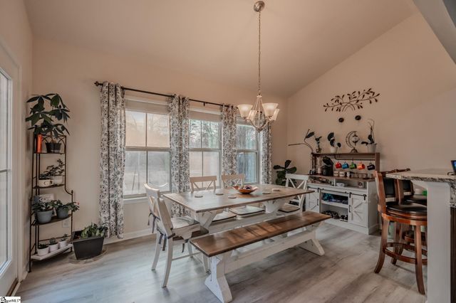 9 Chapel Hill Lane, Simpsonville, SC 29630