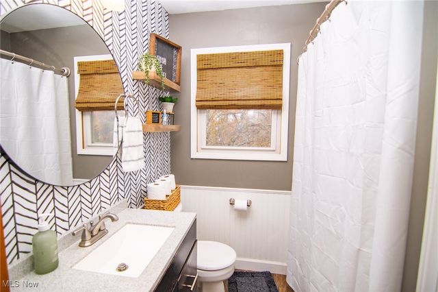 69649 Crescent Road, St Clairsville, OH 43950