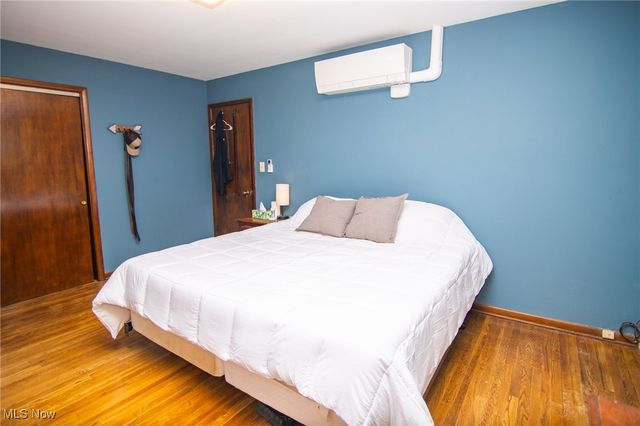 69649 Crescent Road, St Clairsville, OH 43950