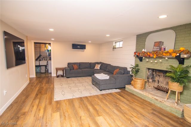 69649 Crescent Road, St Clairsville, OH 43950