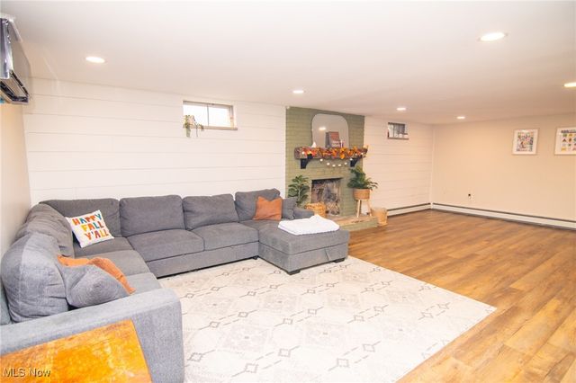 69649 Crescent Road, St Clairsville, OH 43950