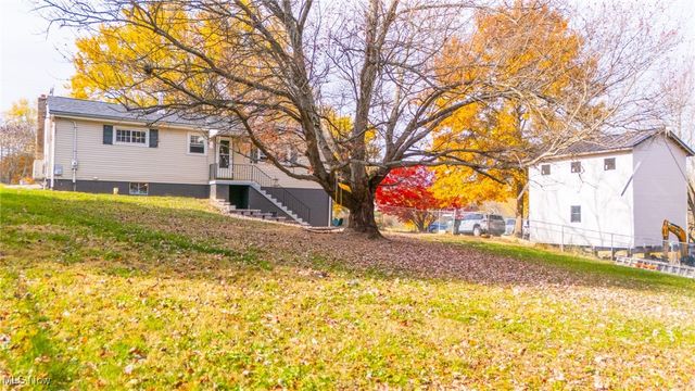 69649 Crescent Road, St Clairsville, OH 43950