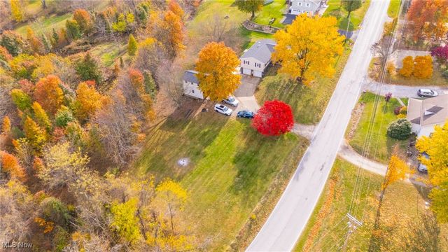 69649 Crescent Road, St Clairsville, OH 43950