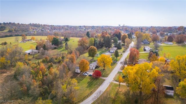 69649 Crescent Road, St Clairsville, OH 43950