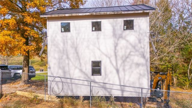 69649 Crescent Road, St Clairsville, OH 43950