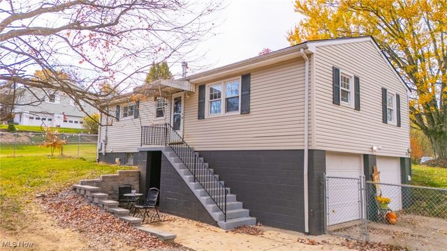 69649 Crescent Road, St Clairsville, OH 43950