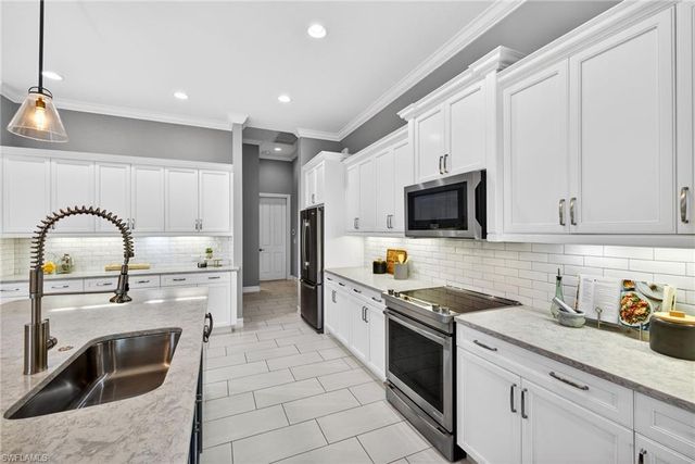 14792 Spinnaker WAY, Naples, FL 34114