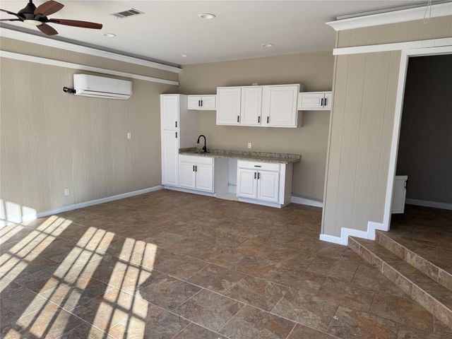 21 Devonshire Drive, Bedford, TX 76021