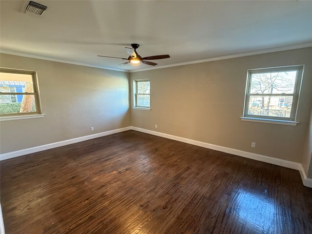 21 Devonshire Drive, Bedford, TX 76021