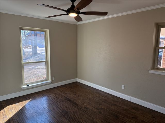 21 Devonshire Drive, Bedford, TX 76021