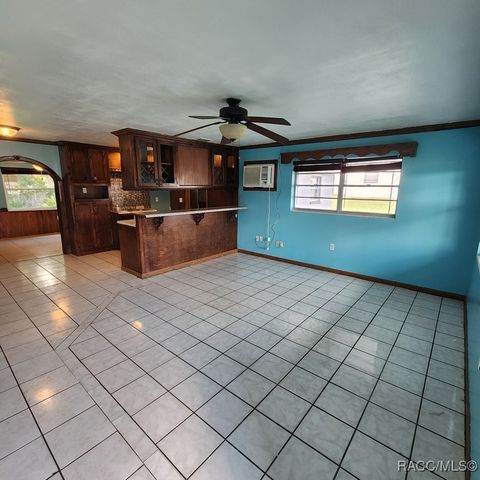 44 S Fillmore Street, Beverly Hills, FL 34465