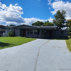 44 S Fillmore Street, Beverly Hills, FL 34465