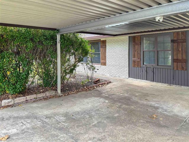 119 Allen Ave Avenue, Leesville, LA 71446