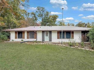 119 Allen Ave Avenue, Leesville, LA 71446