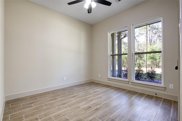 10518 Greenbriar Drive, Plantersville, TX 77363