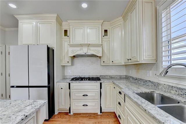 5137 Cabot Creek Drive, Buford, GA 30518