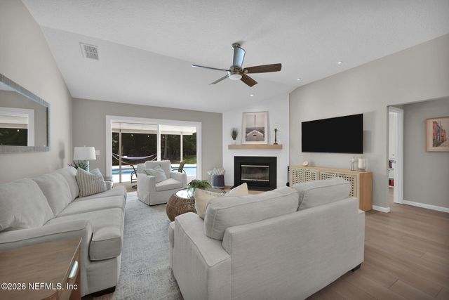 5052 TAYLOR CREEK Drive, Jacksonville, FL 32258