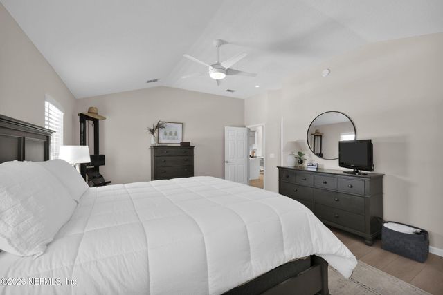 5052 TAYLOR CREEK Drive, Jacksonville, FL 32258