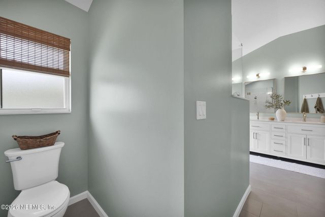 5052 TAYLOR CREEK Drive, Jacksonville, FL 32258
