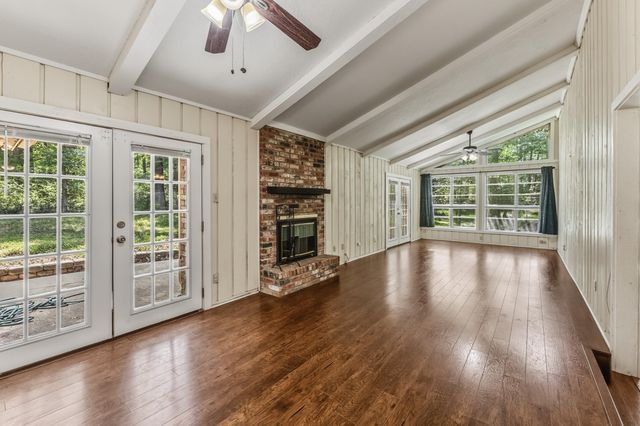 401 Woodmont, Huntsville, TX 77340