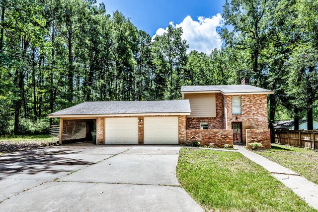 401 Woodmont, Huntsville, TX 77340