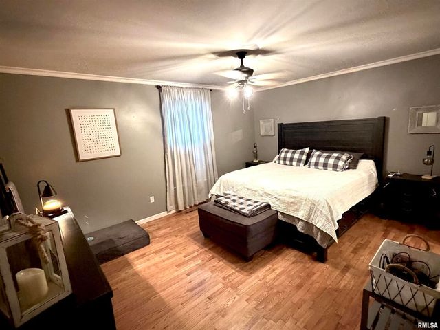 821 E 6TH Street, Centralia, IL 62801