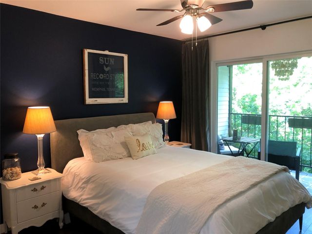 6409 Burns ST 306, Austin, TX 78752