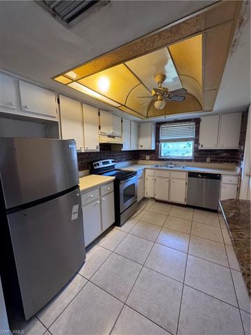 764 108th AVE N, Naples, FL 34108