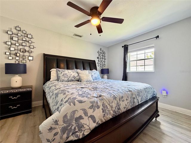 3926 W CHERRY STREET, Tampa, FL 33607