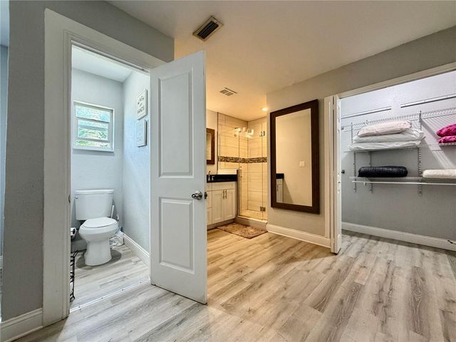 3926 W CHERRY STREET, Tampa, FL 33607