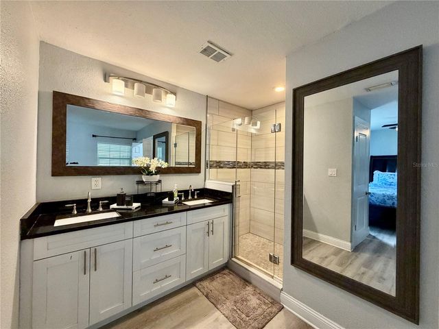 3926 W CHERRY STREET, Tampa, FL 33607