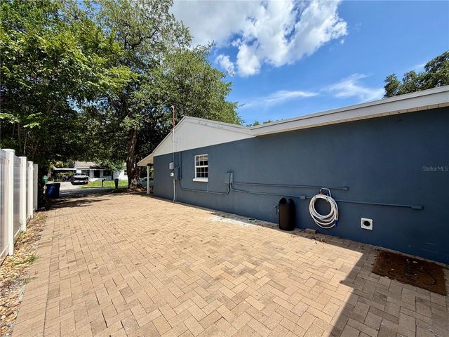 3926 W CHERRY STREET, Tampa, FL 33607