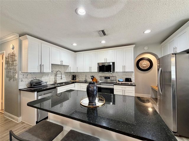3926 W CHERRY STREET, Tampa, FL 33607