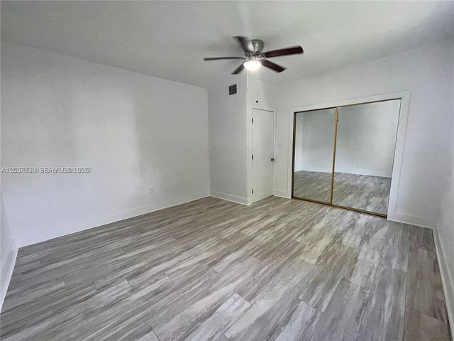 1520 SW 10th St, Miami, FL 33135