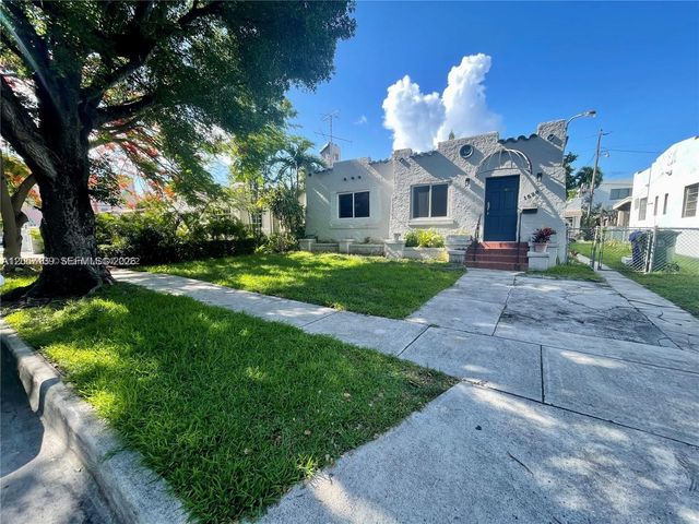 1520 SW 10th St, Miami, FL 33135