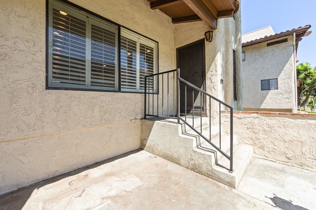 400 S Flower 92, Orange, CA 92868 — photo 2