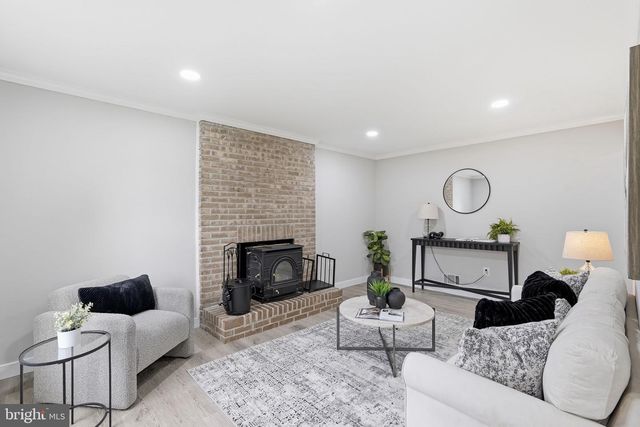 10166 YORKTOWN WAY, Great Falls, VA 22066