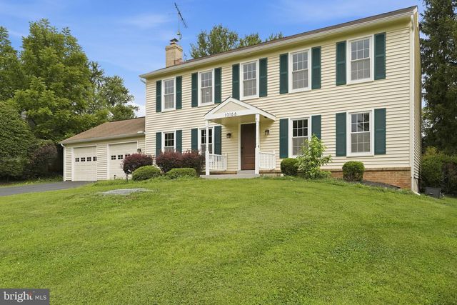 10166 YORKTOWN WAY, Great Falls, VA 22066