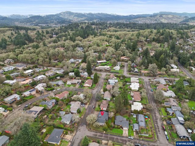 815 NW Merrie Dr, Corvallis, OR 97330