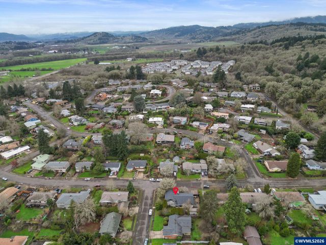 815 NW Merrie Dr, Corvallis, OR 97330