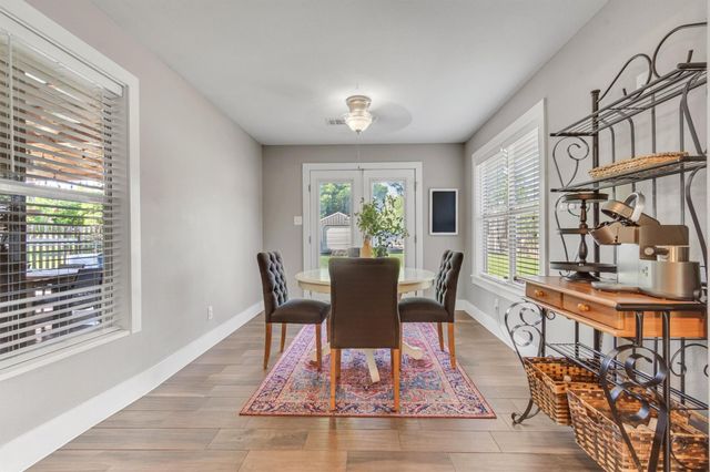 1009 Crepe Myrtle DR, San Marcos, TX 78666